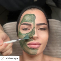 GREEN SEA PEEL. Серединний пілінг з мікроголками для всіх типів шкіри: омолодження, лікування акне, відбілювання. Набір (1 гр + 5 мл)